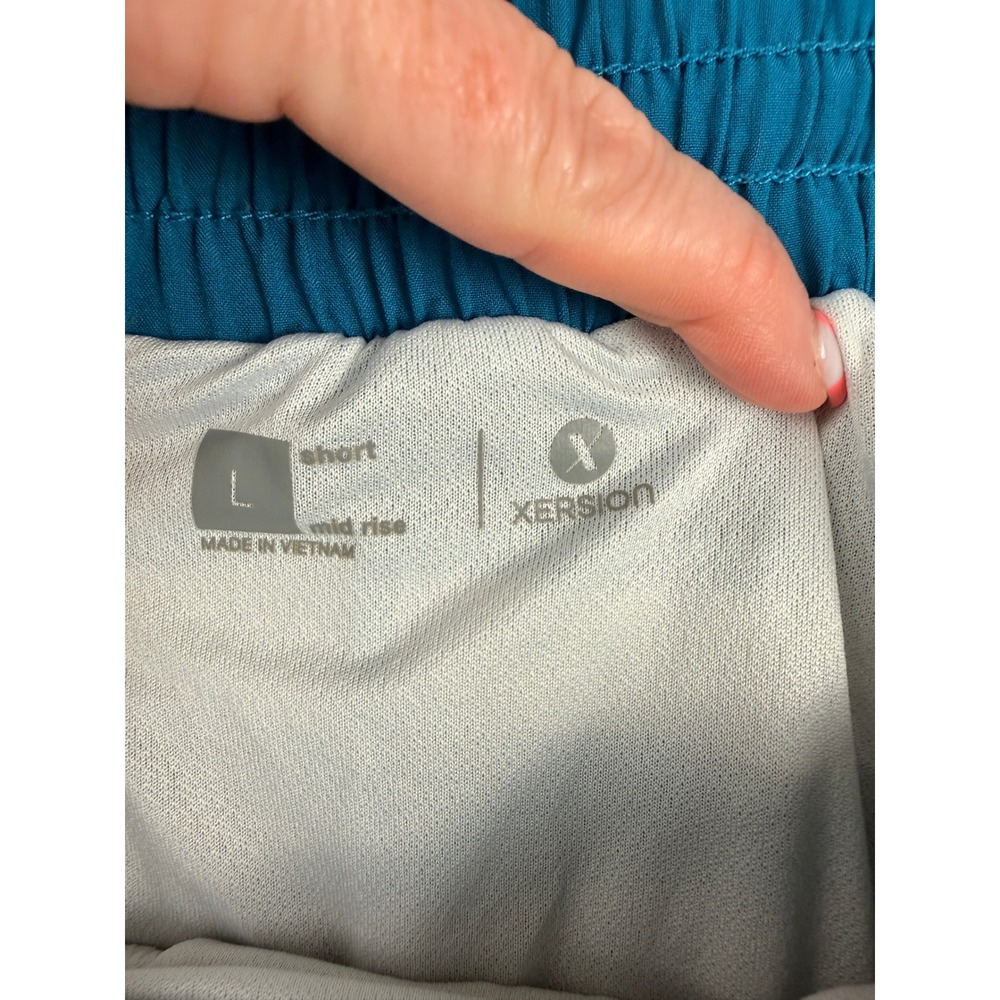 Xersion Womens Teal Colorblock Mid Rise Running Shorts Size Large Athletic Gym - Picture 2 of 8